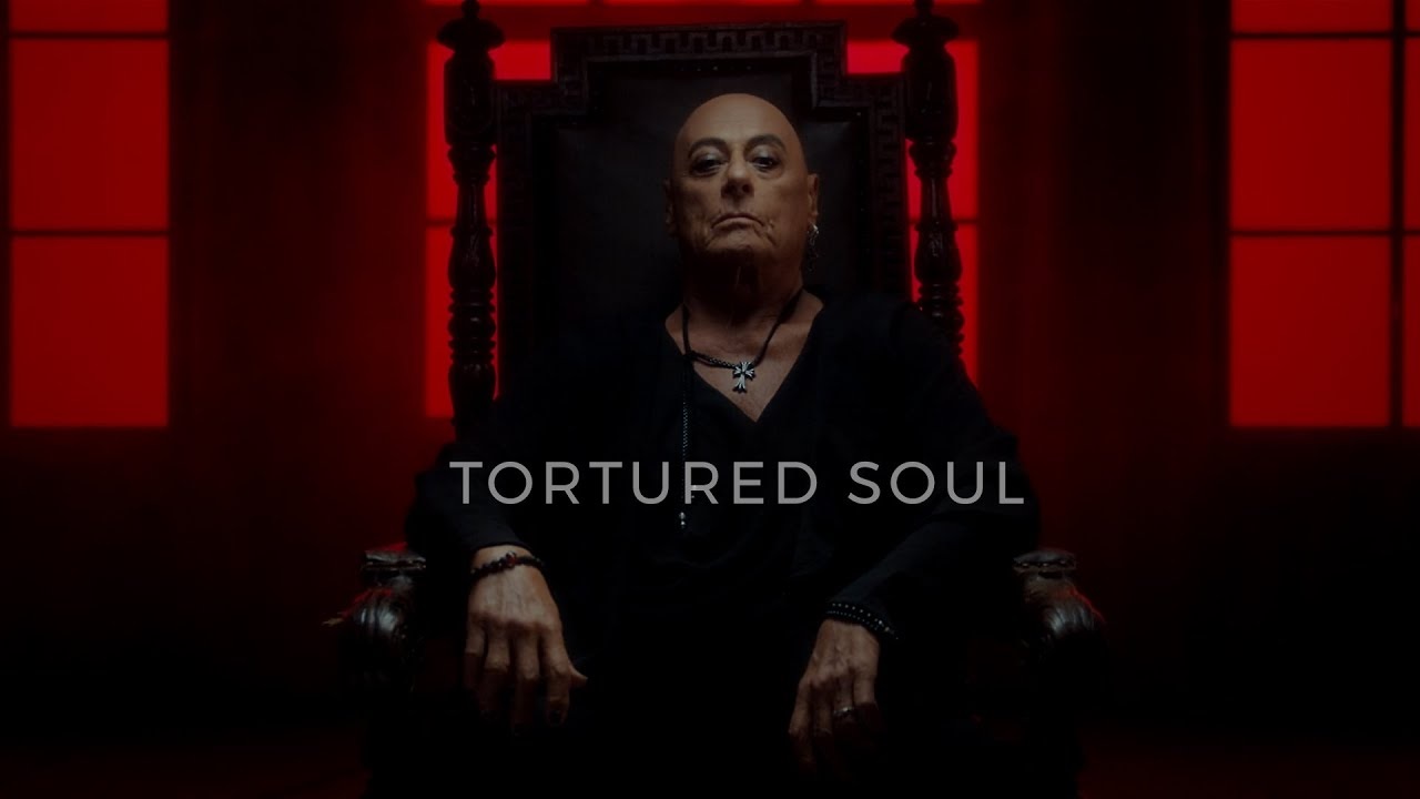 Joe Lynn Turner estrena disco 'Belly Of The Beast' y a la vez el videoclip "Tortured Soul"