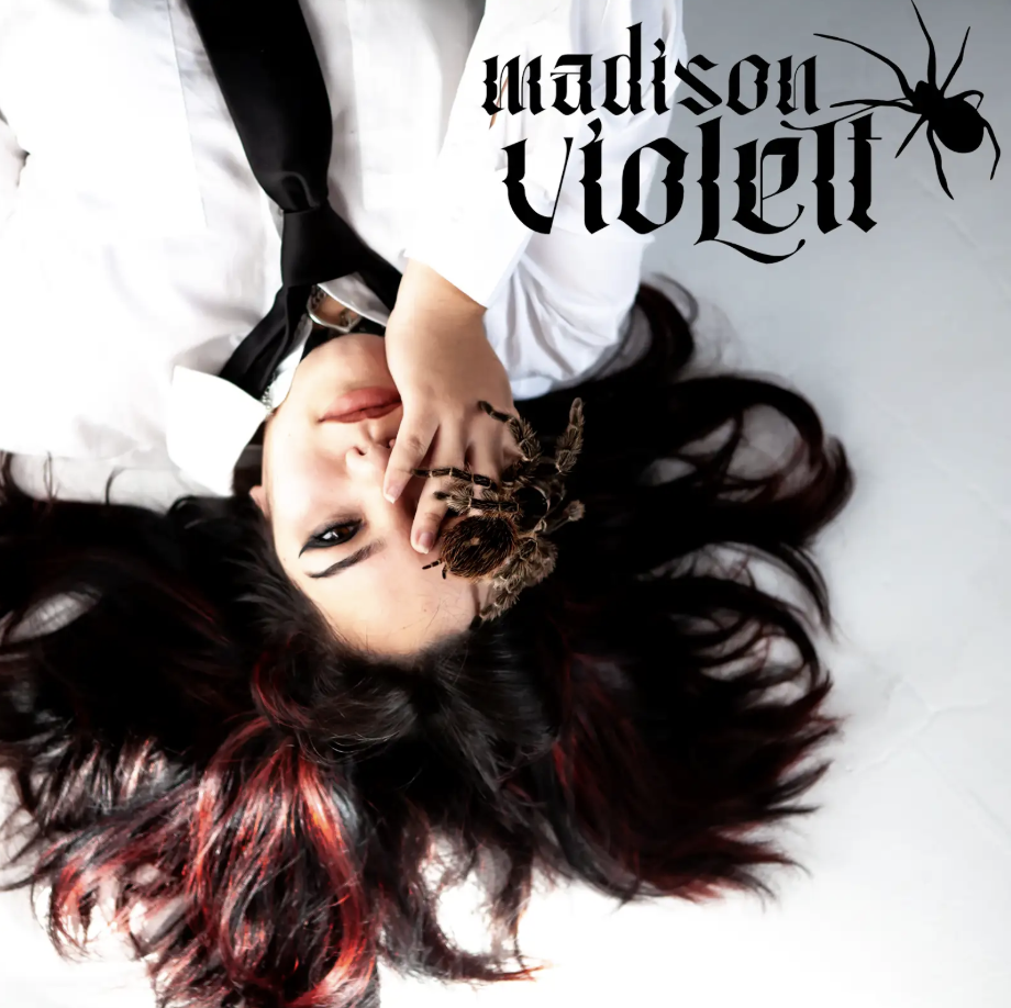 Madison Violett Lanza su Poderoso Sencillo Debut «Circling»
