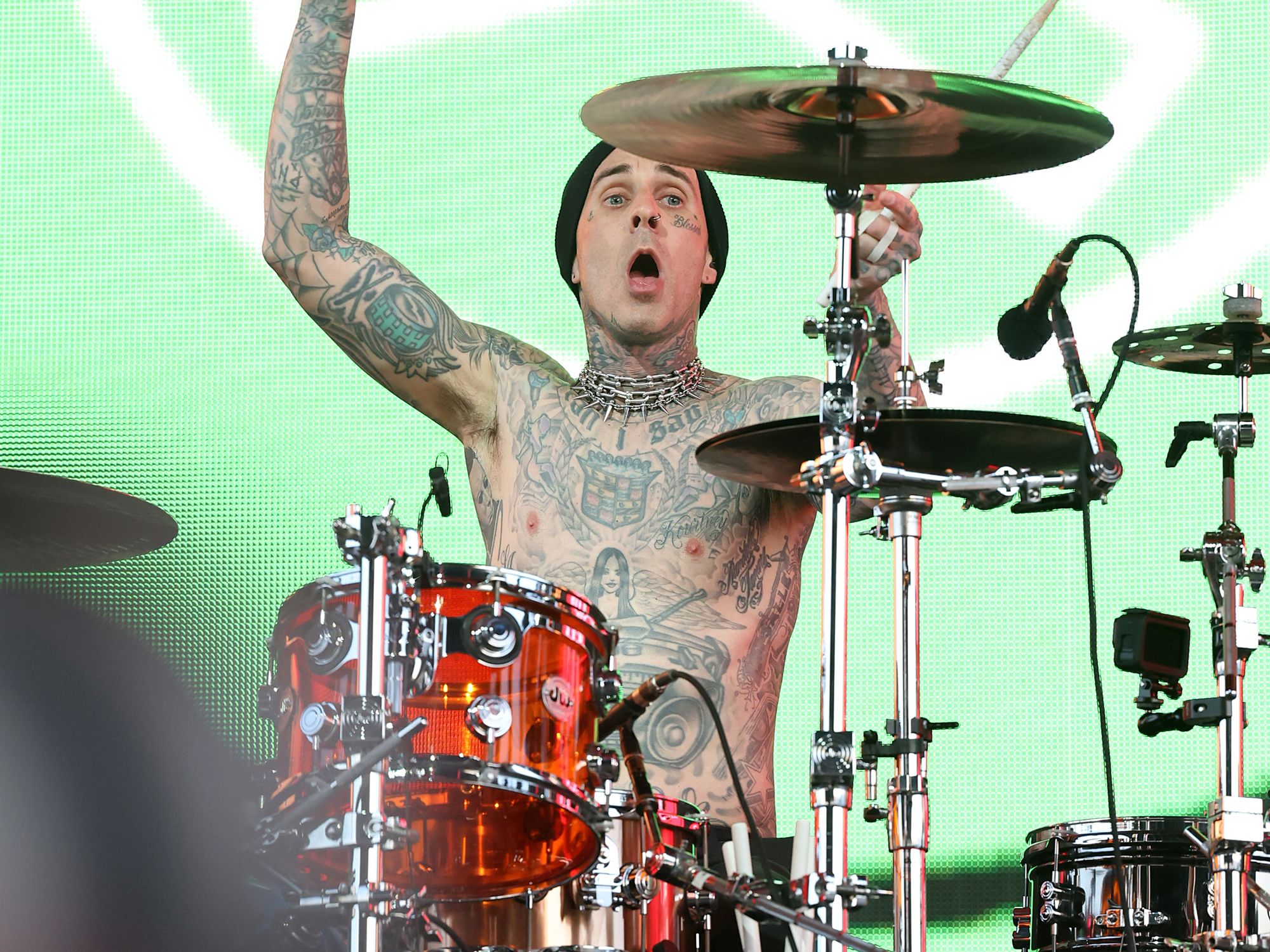 Documental ‘Louder Than Fear’ de Travis Barker se estrena en Tribeca 2026