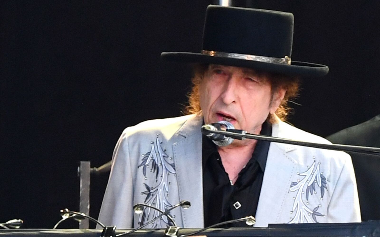 Bob Dylan renueva su banda en plena gira con cambios inesperados