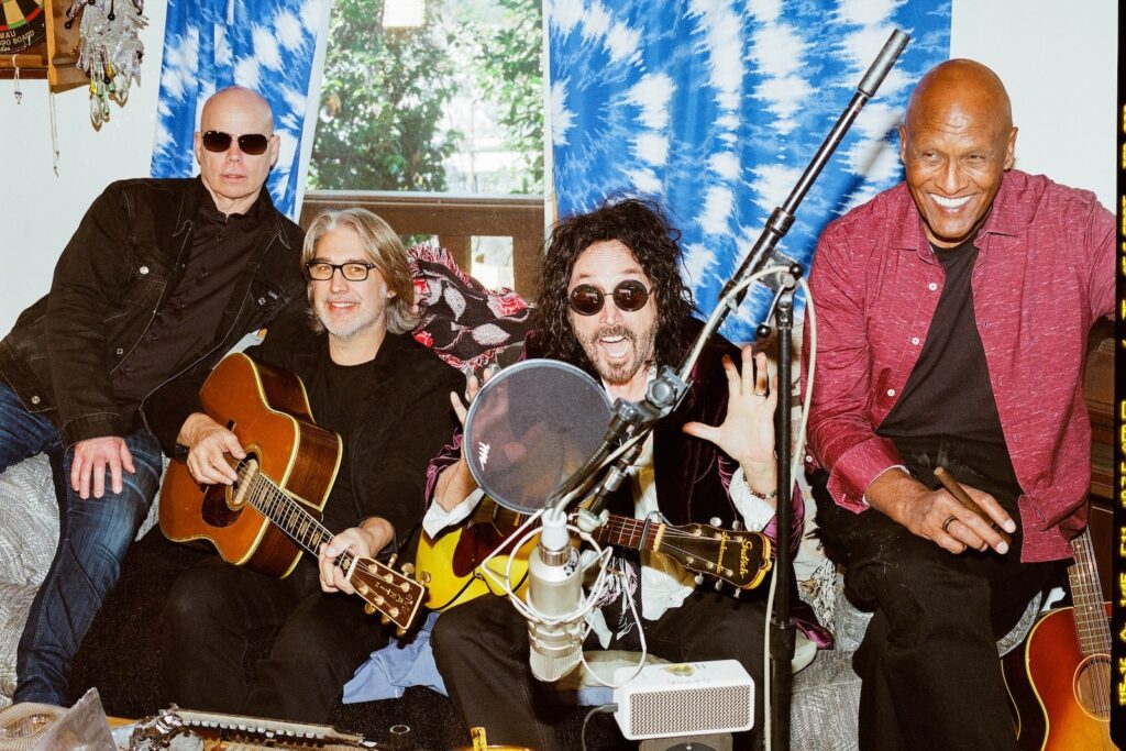 Mike Campbell y The Dirty Knobs Amplían Gira 2026 con Nuevas Fechas de Otoño