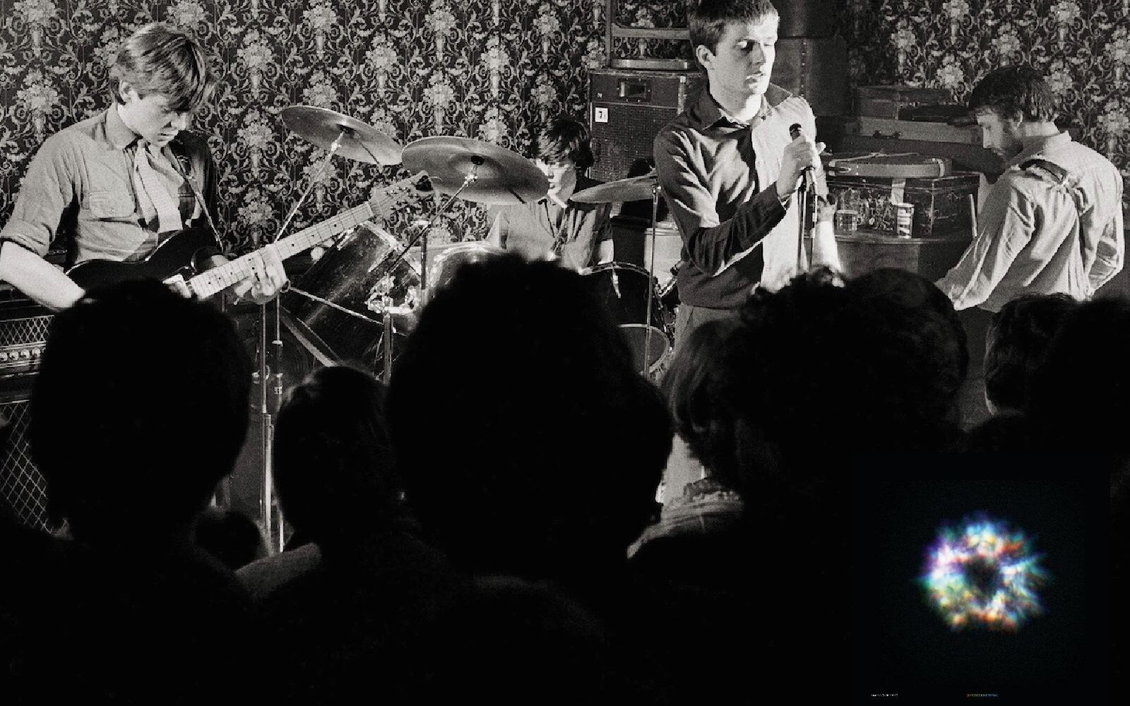 Joy Division lanza Eternal Live para revivir su legado sonoro