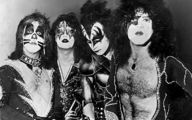 Integrantes de KISS y sus personajes