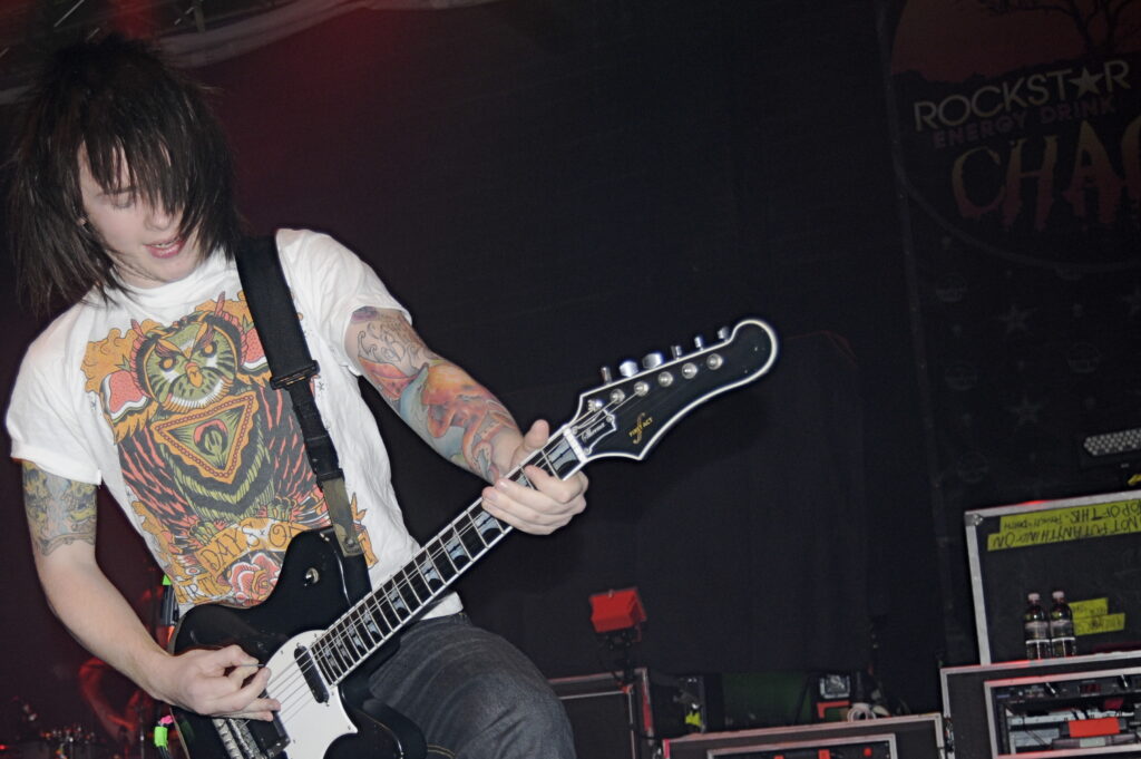 Bring Me The Horizon reedita su debut Count Your Blessings