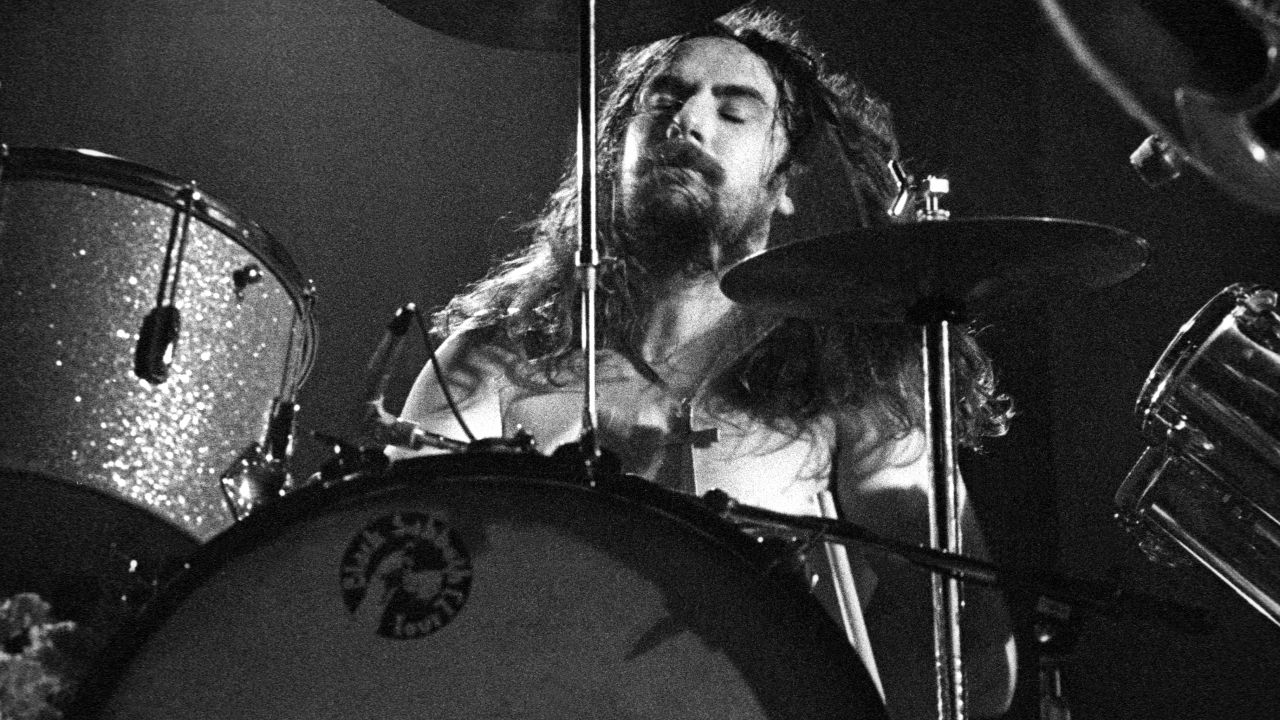 Bill Ward reafirma que sigue siendo baterista de Black Sabbath