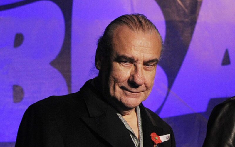 Bill Ward de Black Sabbath explica el uso de su silla de ruedas