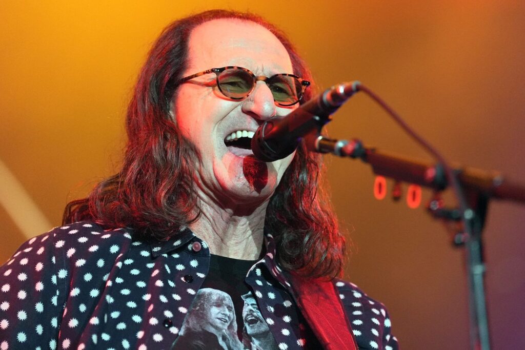 Rush pospone fechas de su gira Fifty Something por salud