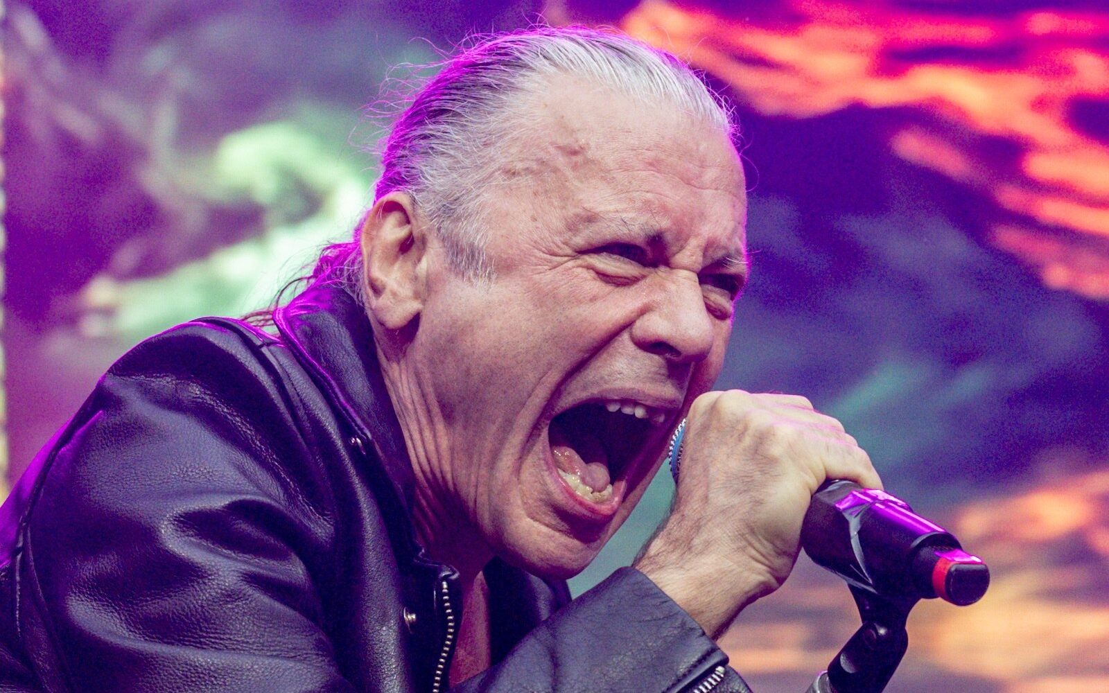 Bruce Dickinson revela la acrobacia imposible de Iron Maiden