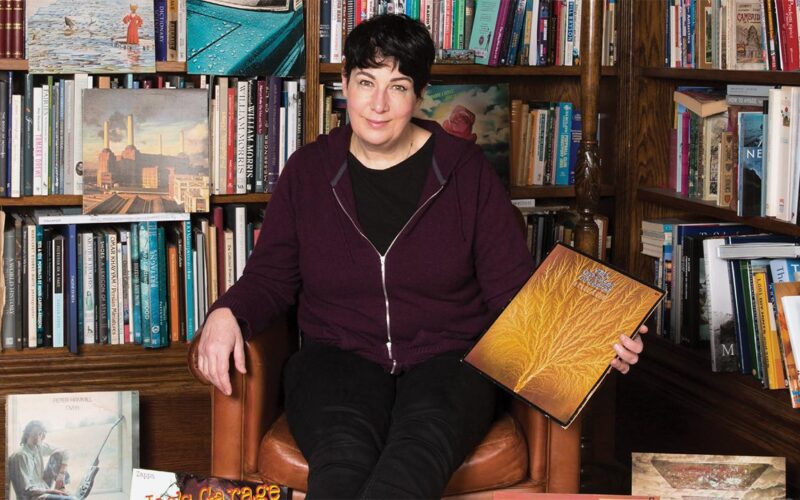 Joanne Harris recuerda su influencia con el rock progresivo