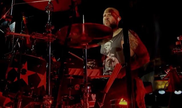 Frank Ferrer reflexiona sobre su salida de Guns N’ Roses