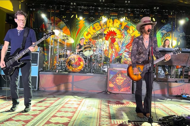 Jason Newsted se une a Blackberry Smoke para versionar a Thin Lizzy