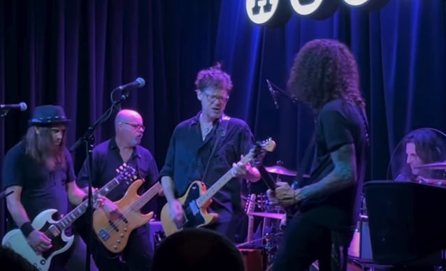 Jason Newsted debuta en gira norteamericana con The Chophouse Band