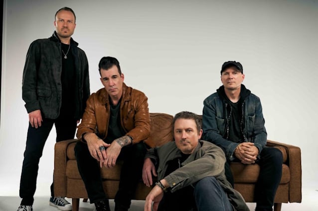 Theory of a Deadman apuesta por el formato EP en su nueva etapa