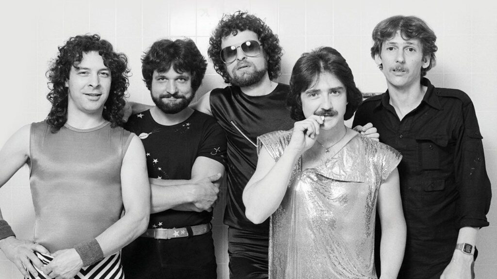 Blue Oyster Cult registro el disco mas extrano de su carrera en 1988