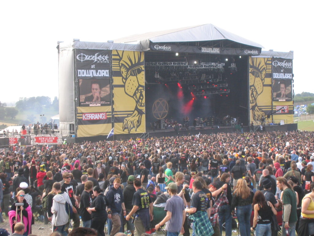 Sharon Osbourne confirma conversaciones para el regreso de Ozzfest en 2027