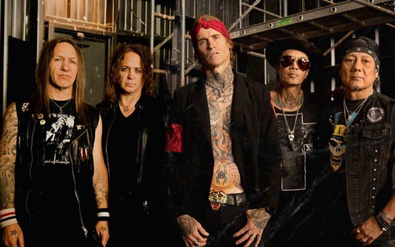 Buckcherry confirma que todos sus integrantes estan a salvo tras accidente vial