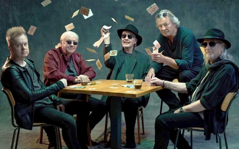 Deep Purple regresa con la fuerza intacta en su nuevo álbum