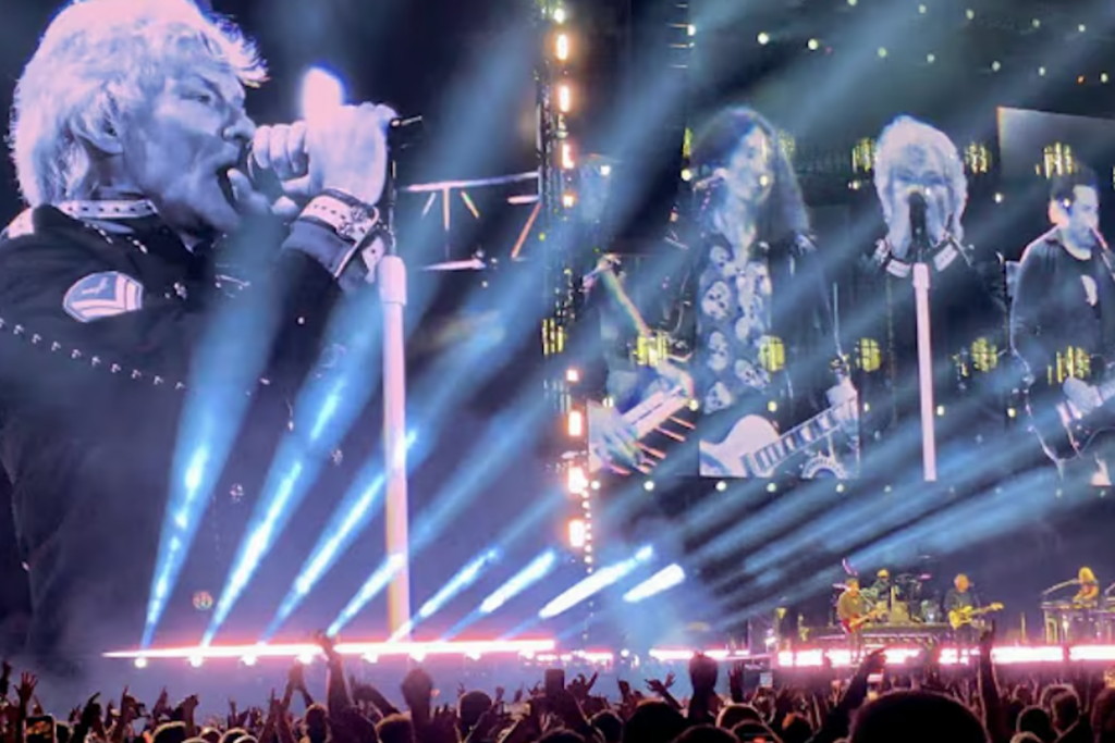 Bon Jovi rescata dos grandes clásicos en su esperado concierto en Escocia