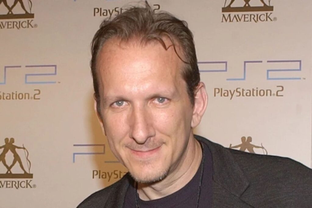 Muere Peter Katsis, legendario manager de Smashing Pumpkins y Korn, a los 69 anos