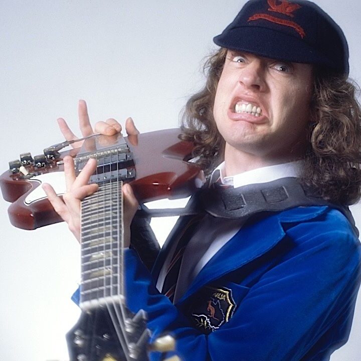 AC/DC reivindica la fuerza cruda de su legado con Flick Of The Switch