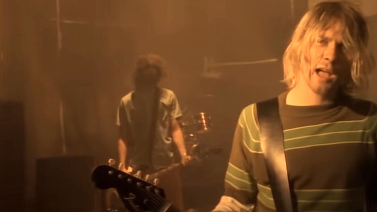Nirvana filma el videoclip de «Smells Like Teen Spirit» en 1991