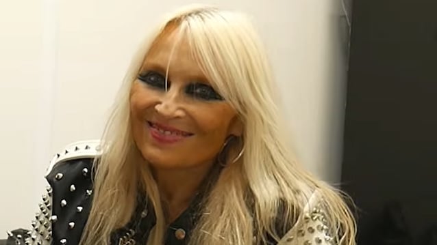 Doro Pesch revela que el heavy metal mantiene su espiritu joven y saludable