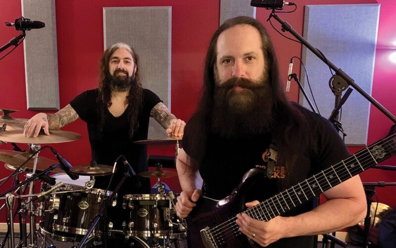 John Petrucci confiesa el cómico error en su reunión con Mike Portnoy