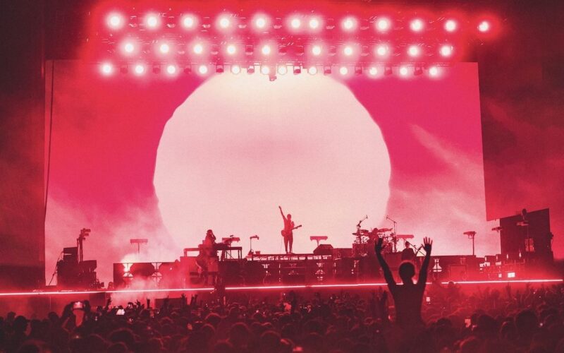 Deftones convoca a cincuenta mil almas en su mayor concierto en el Reino Unido