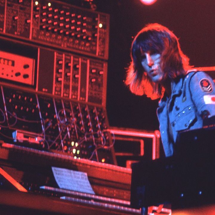 Cuando Keith Emerson intento conseguir un sintetizador Moog gratis