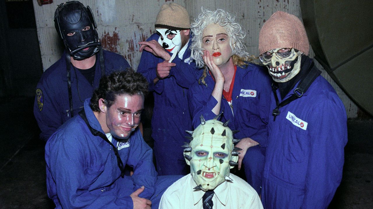 Mr Bungle redefine el metal experimental con su debut homónimo