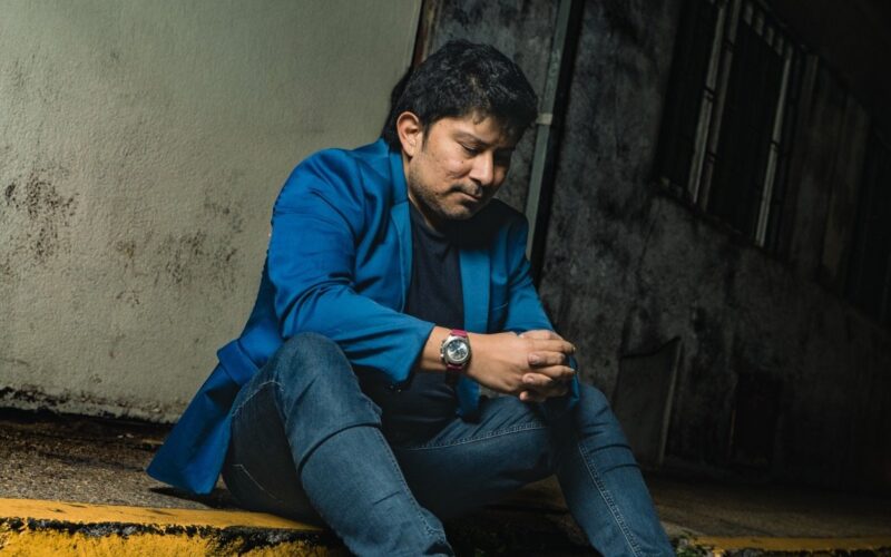 jerry reckless presenta tragaluz, un nuevo adelanto de su disco autoinmune