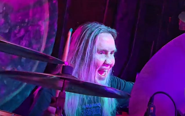 Nicko McBrain debuta con Titanium Tart en Florida