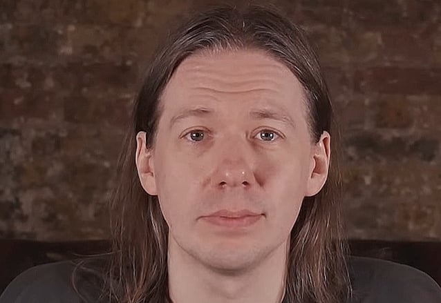 Tobias Forge de Ghost aporta música y terror al filme ‘V/H/S/Mixtape’