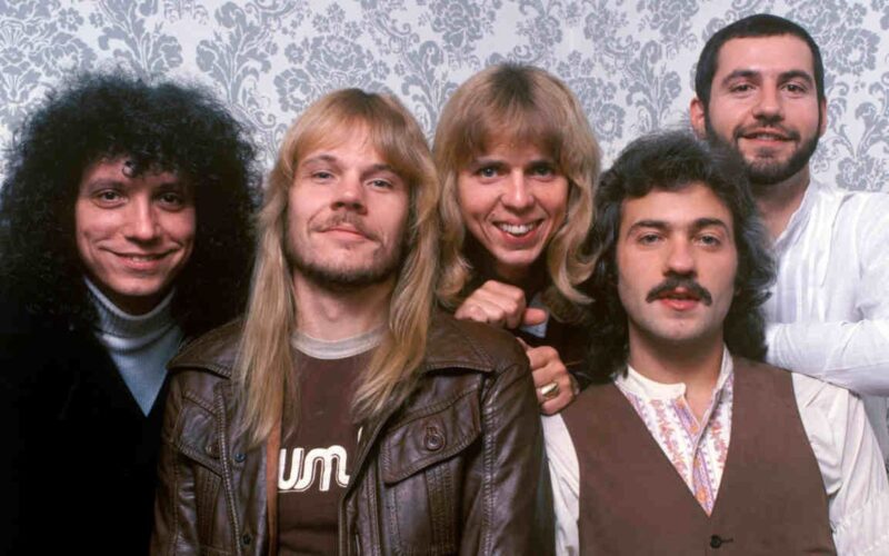 Dennis DeYoung revela los secretos de diez canciones legendarias de Styx