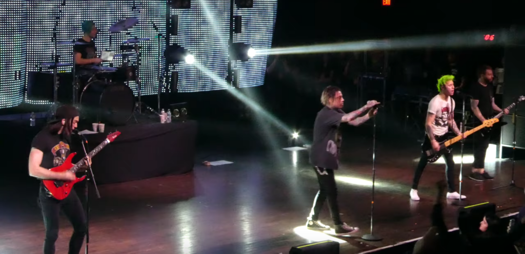 Falling in Reverse une a Corey Taylor y Serj Tankian en nuevo sencillo
