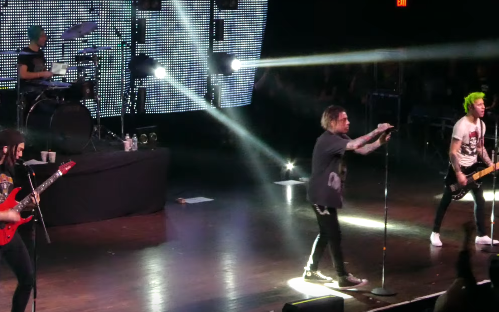 Falling in Reverse une a Corey Taylor y Serj Tankian en nuevo sencillo