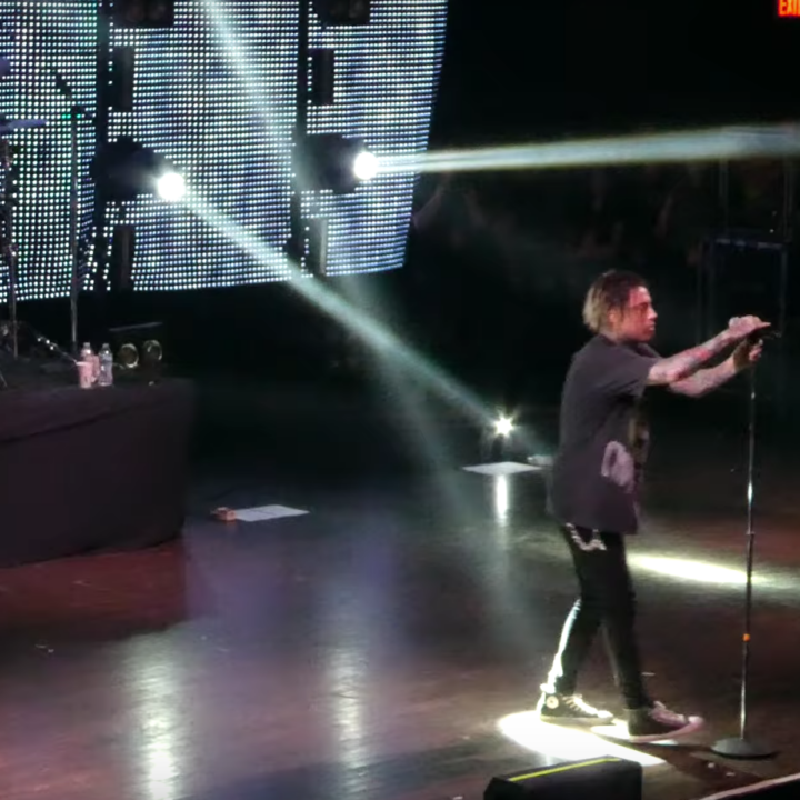 Falling in Reverse une a Corey Taylor y Serj Tankian en nuevo sencillo