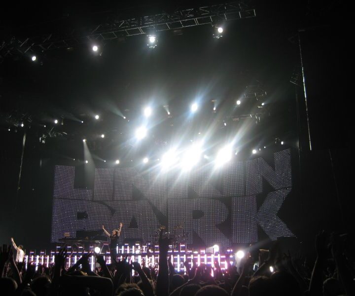 Linkin Park y una joven promesa sorprenden en vivo con un himno