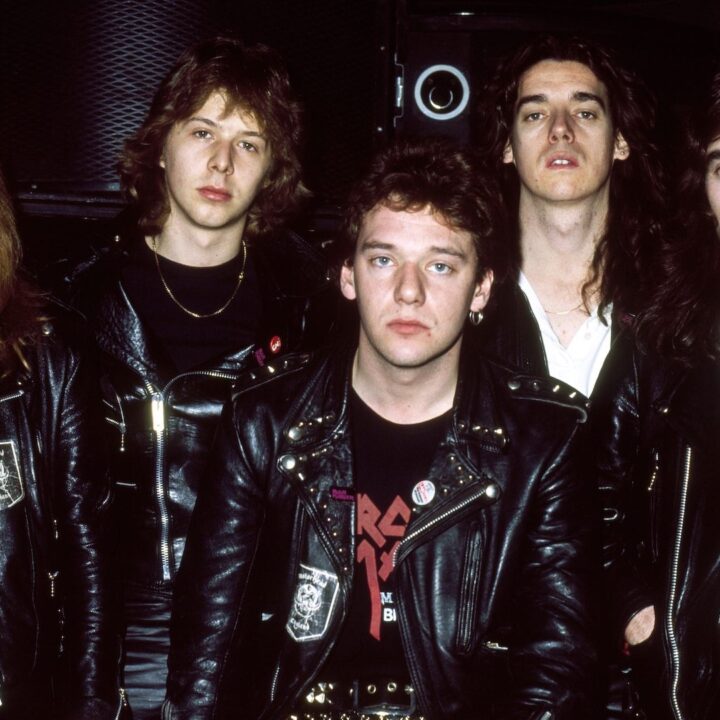 Iron Maiden explora la historia de su legendario himno homonimo