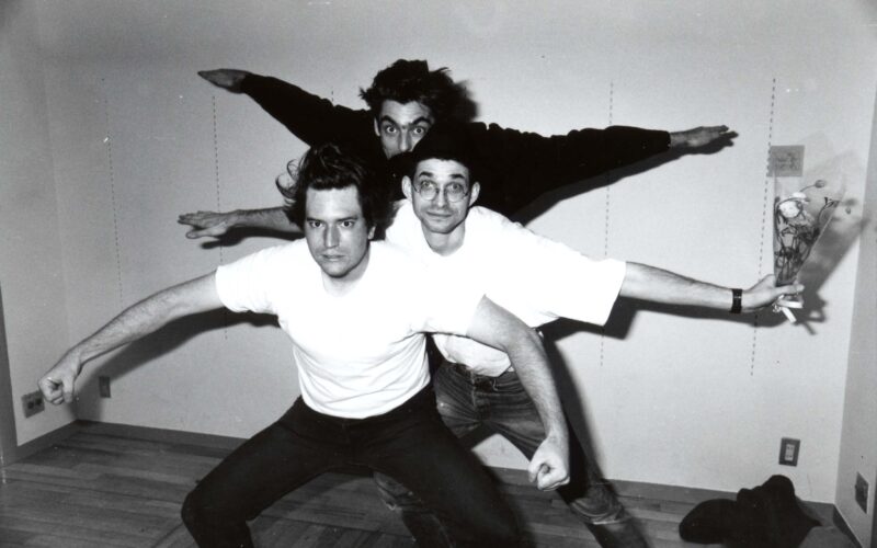 Miembros sobrevivientes de Nirvana se reunen para recibir galardon