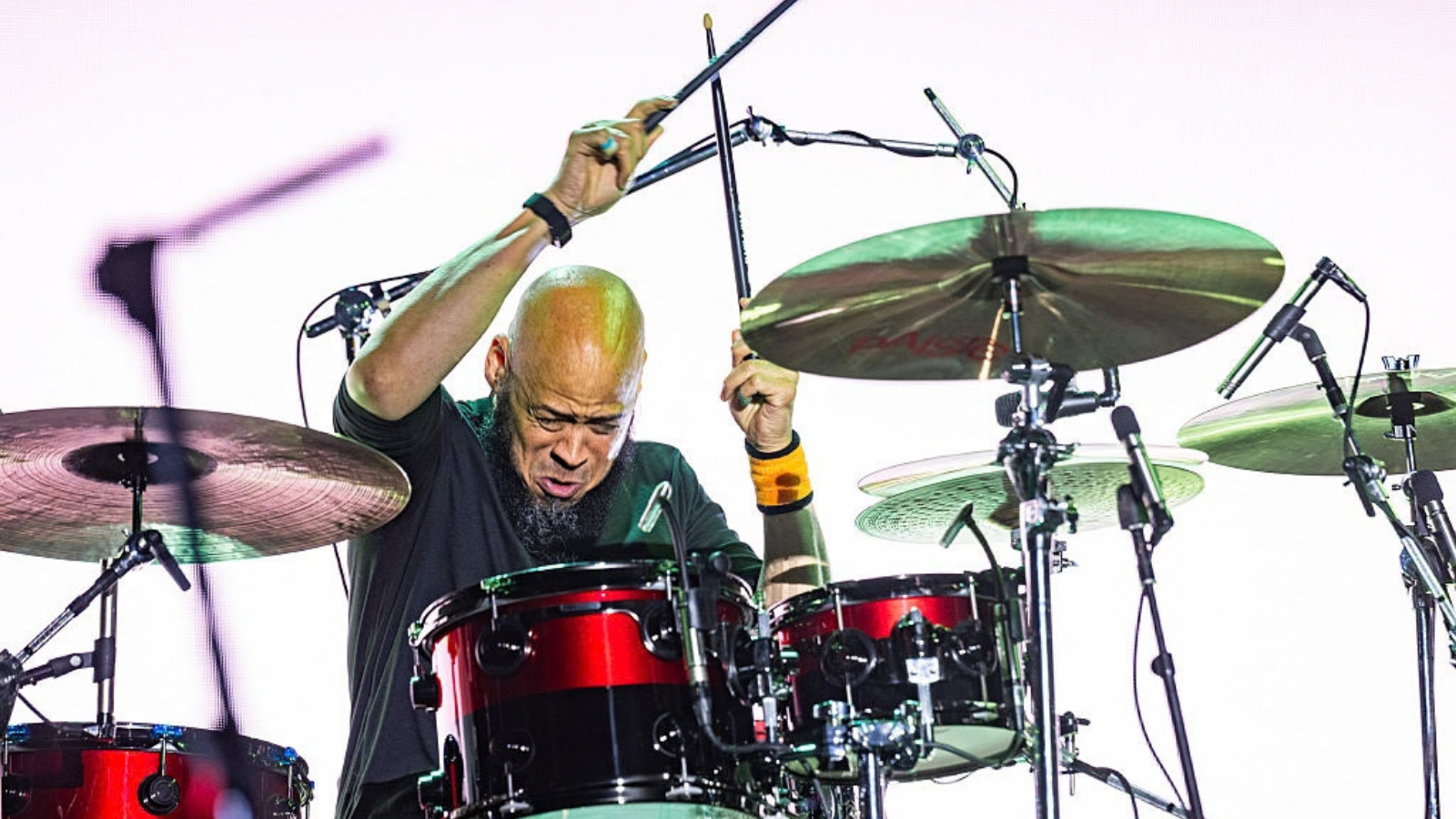 Pearl Jam ensaya con Abe Laboriel Jr. como posible nuevo baterista