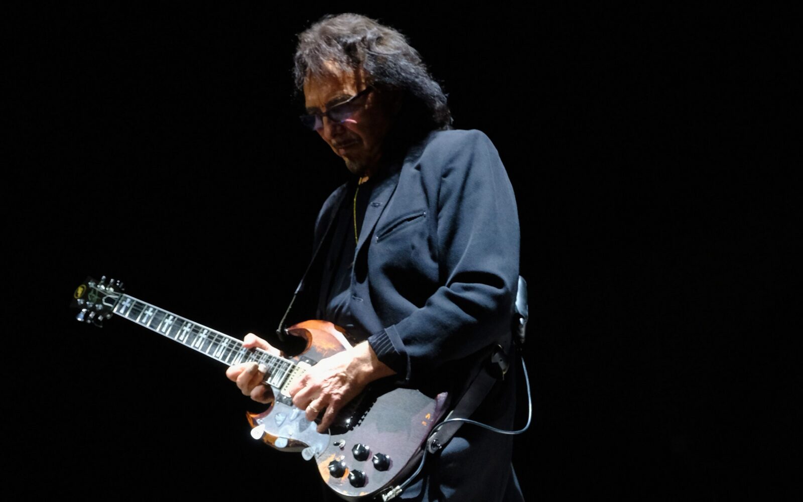 Tony Iommi explica los motivos por los que rechazo grabar un nuevo disco con la formacion original de Black Sabbath