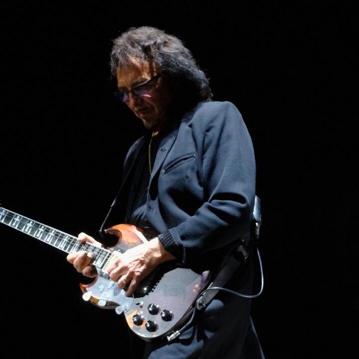 Tony Iommi explica los motivos por los que rechazo grabar un nuevo disco con la formacion original de Black Sabbath