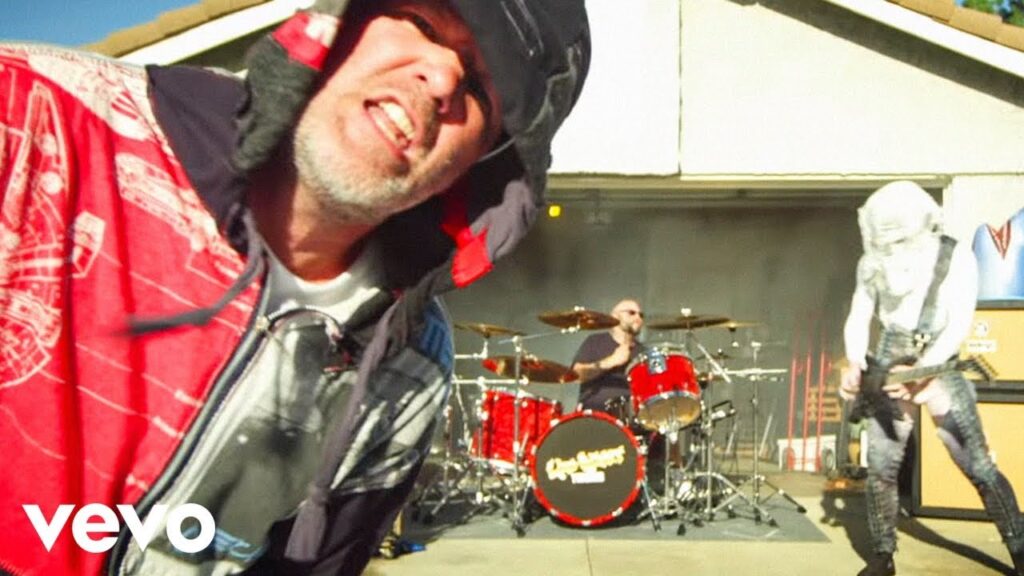 Carrie Underwood sorprende al interpretar «Break Stuff» de Limp Bizkit en vivo