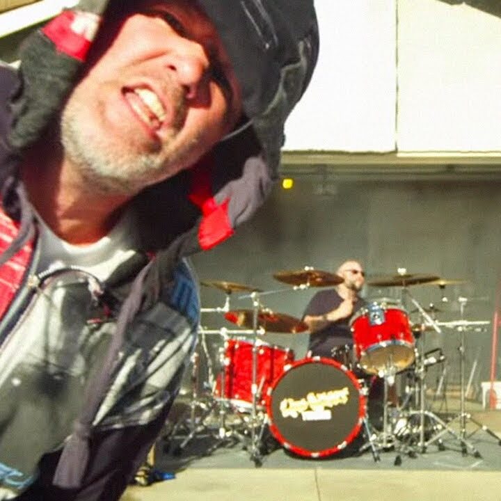 Carrie Underwood sorprende al interpretar «Break Stuff» de Limp Bizkit en vivo