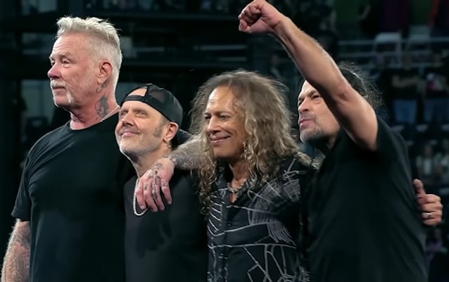 Metallica anuncia su gira norteamericana para 2027 con Limp Bizkit