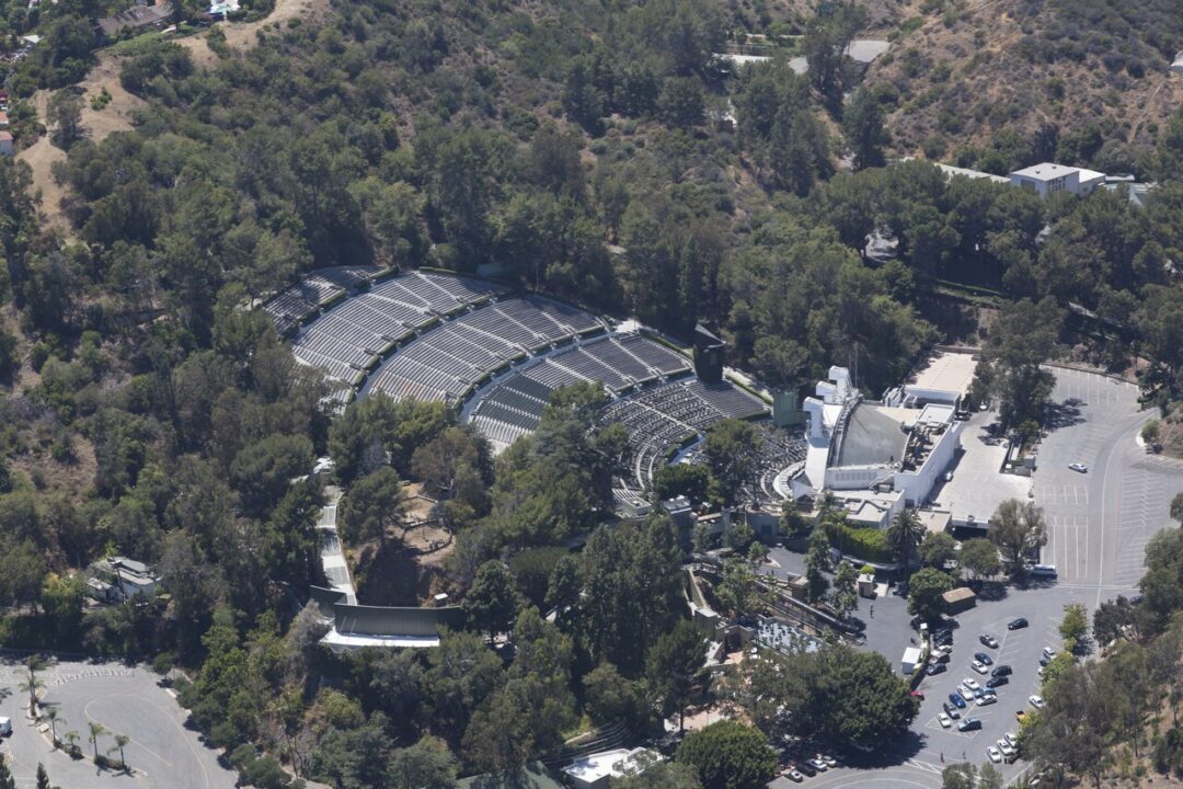 Miley Cyrus anuncia ‘Bass Persuades’ y dos shows en el Hollywood Bowl