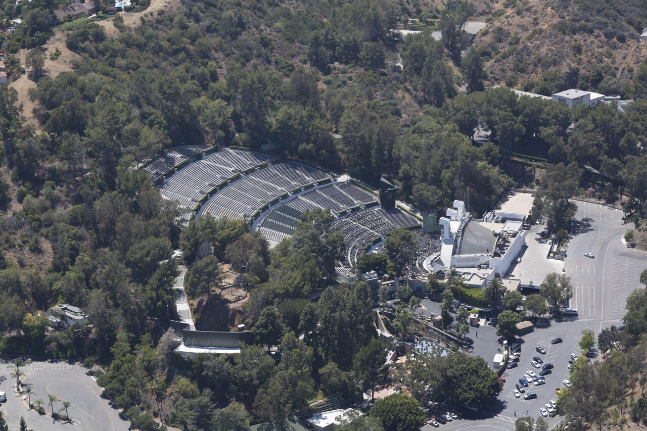 Miley Cyrus anuncia ‘Bass Persuades’ y dos shows en el Hollywood Bowl