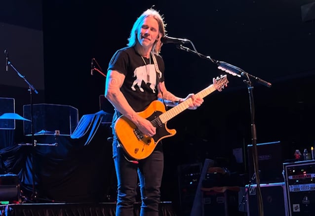 Myles Kennedy rechaza el uso de inteligencia artificial como herramienta de composicion