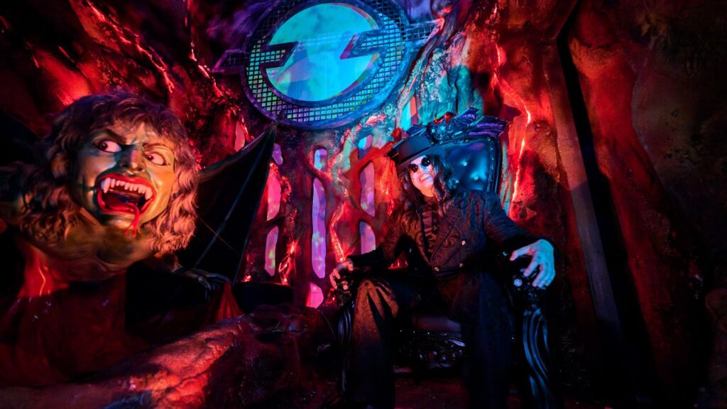 Ozzy Osbourne inaugura una terrorífica experiencia en Universal Studios